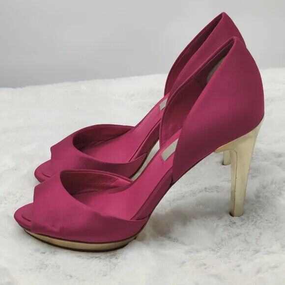 BCBG MaxAzria Hot Pink Satin peep toe pumps sz 5.5 - Picture 3 of 11